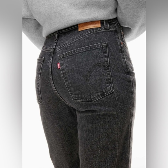 Levi’s Ribcage Straight Ankle Denim Jeans - Picture 4 of 9